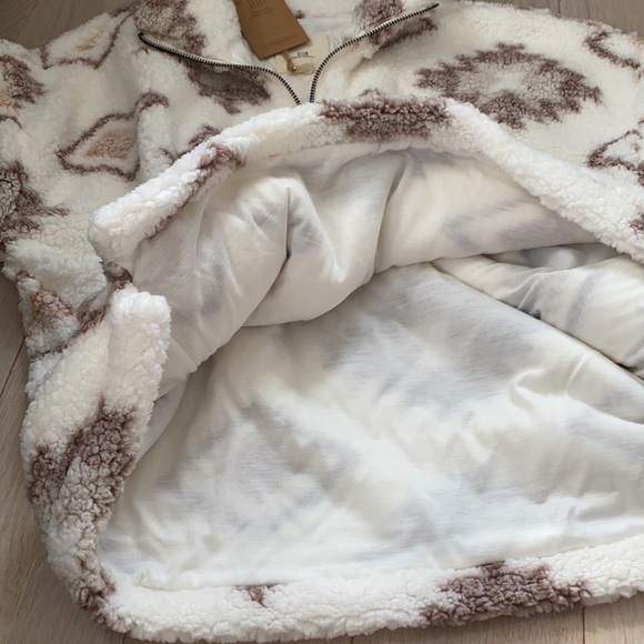 🆕thread&supply tribal pink white 1/4zip sherpa - Picture 11 of 17